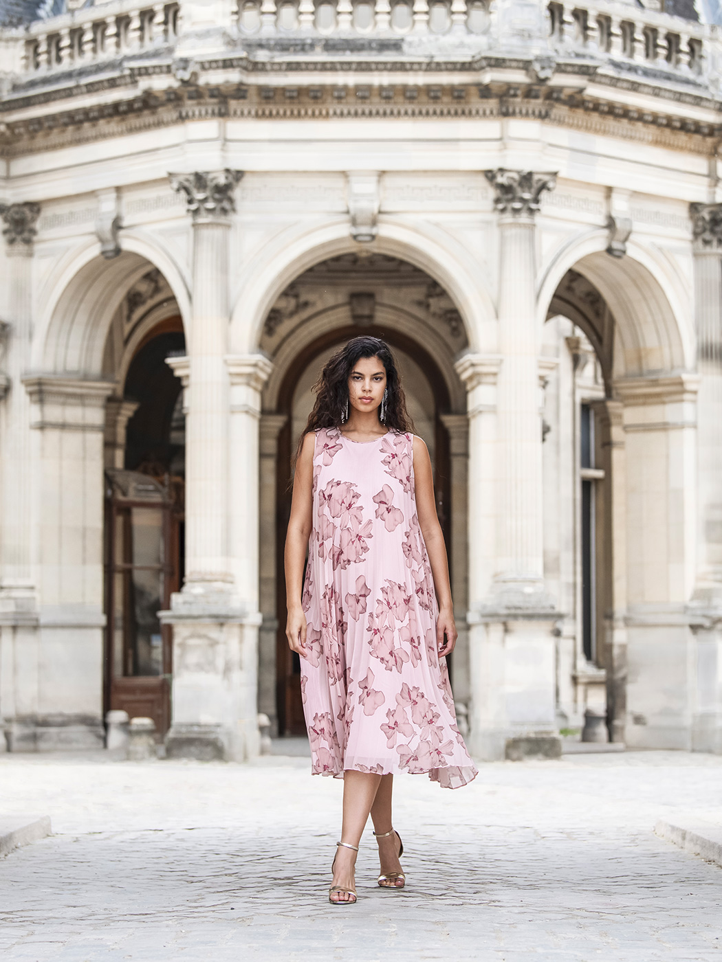 Marina-Rinaldi-Elegante-Chantilly_TEXT_MEDIA_DESKTOP_T1050x1400 - Marina Rinaldi